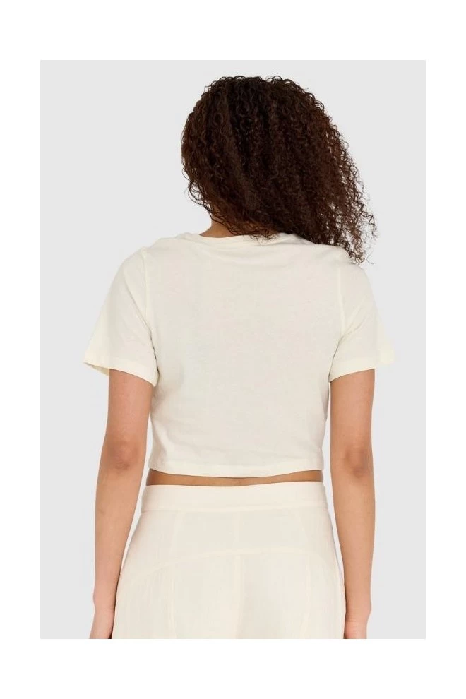 GUESS Cream women's cropped fit piercing t-shirt