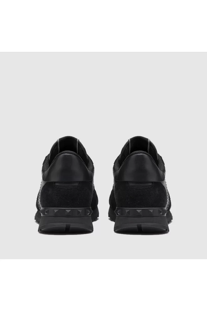 VALENTINO Garavani czarne sneakersy rockrunner w kamuflażu