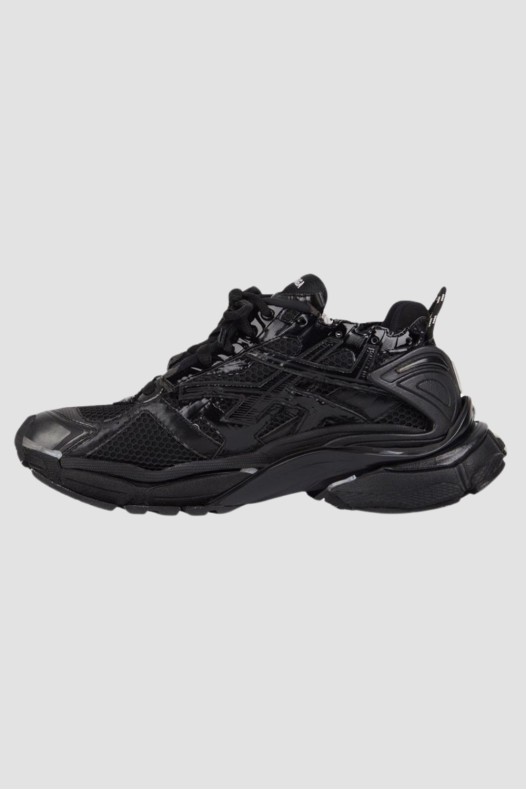 BALENCIAGA Black RUNNER...