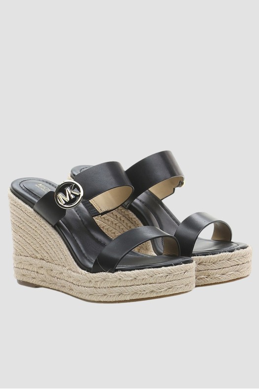 MICHAEL KORS Czarne sandały...