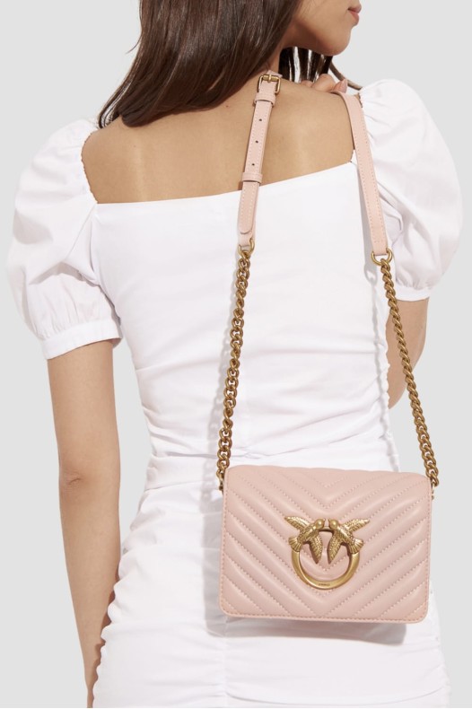 Міні-сумочка з овечої наппа...