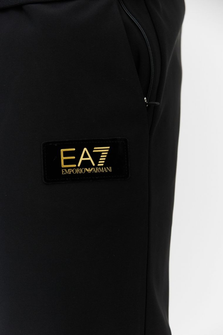 EA7 Czarne spodnie dresowe z aksamitnym logo
