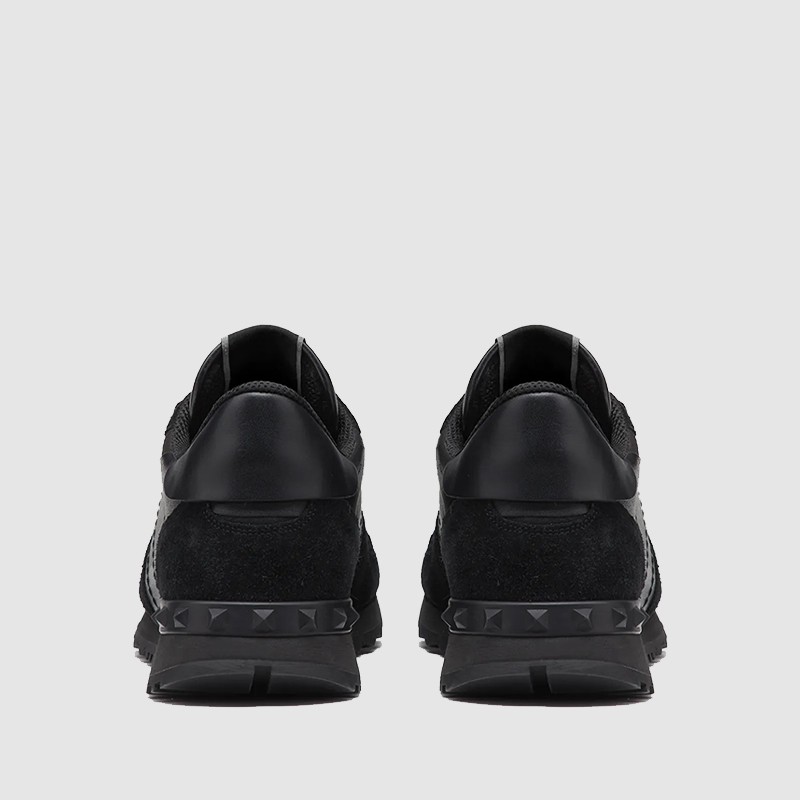 VALENTINO Garavani czarne sneakersy rockrunner w kamuflażu