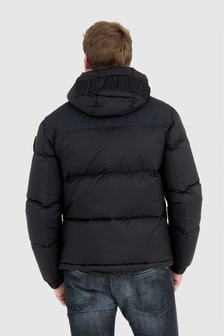 BLAUER Czarna kurtka męska Cooper z logo na kapturze