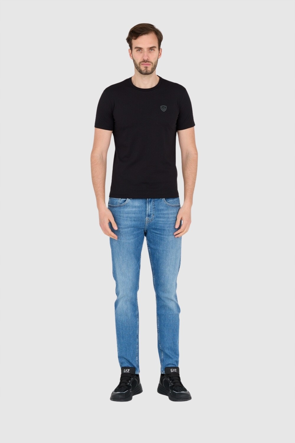 EA7 Czarna koszulka męska z naszywką z logo