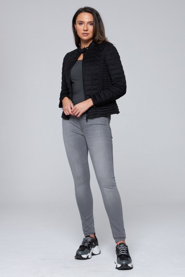 GUESS Czarna pikowana kurtka damska