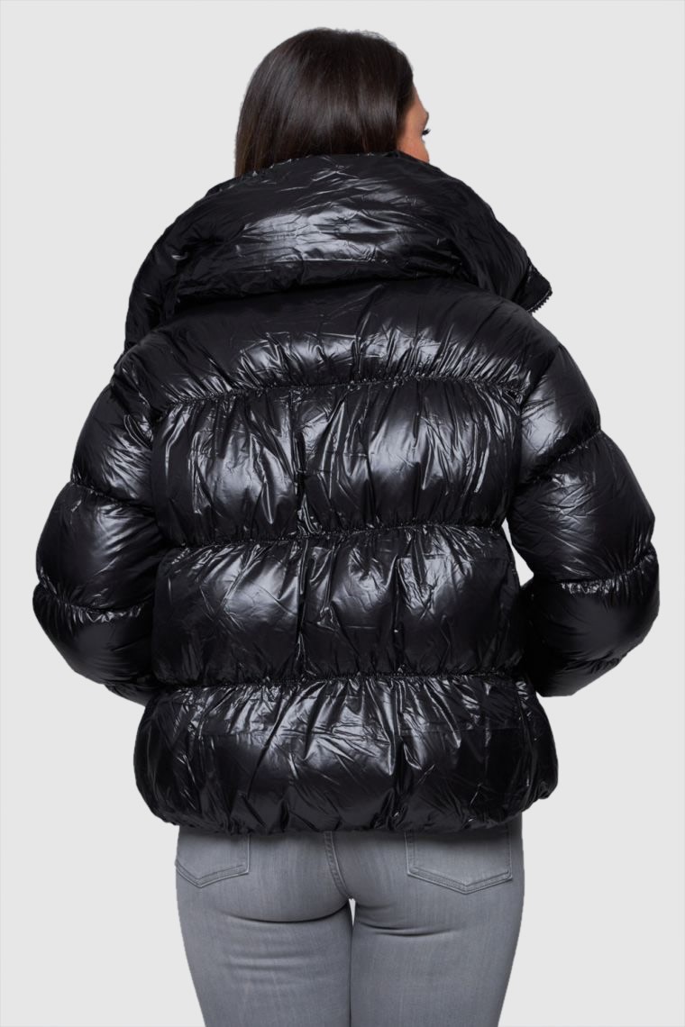 HETREGO Czarna krótka kurtka puchowa Ila