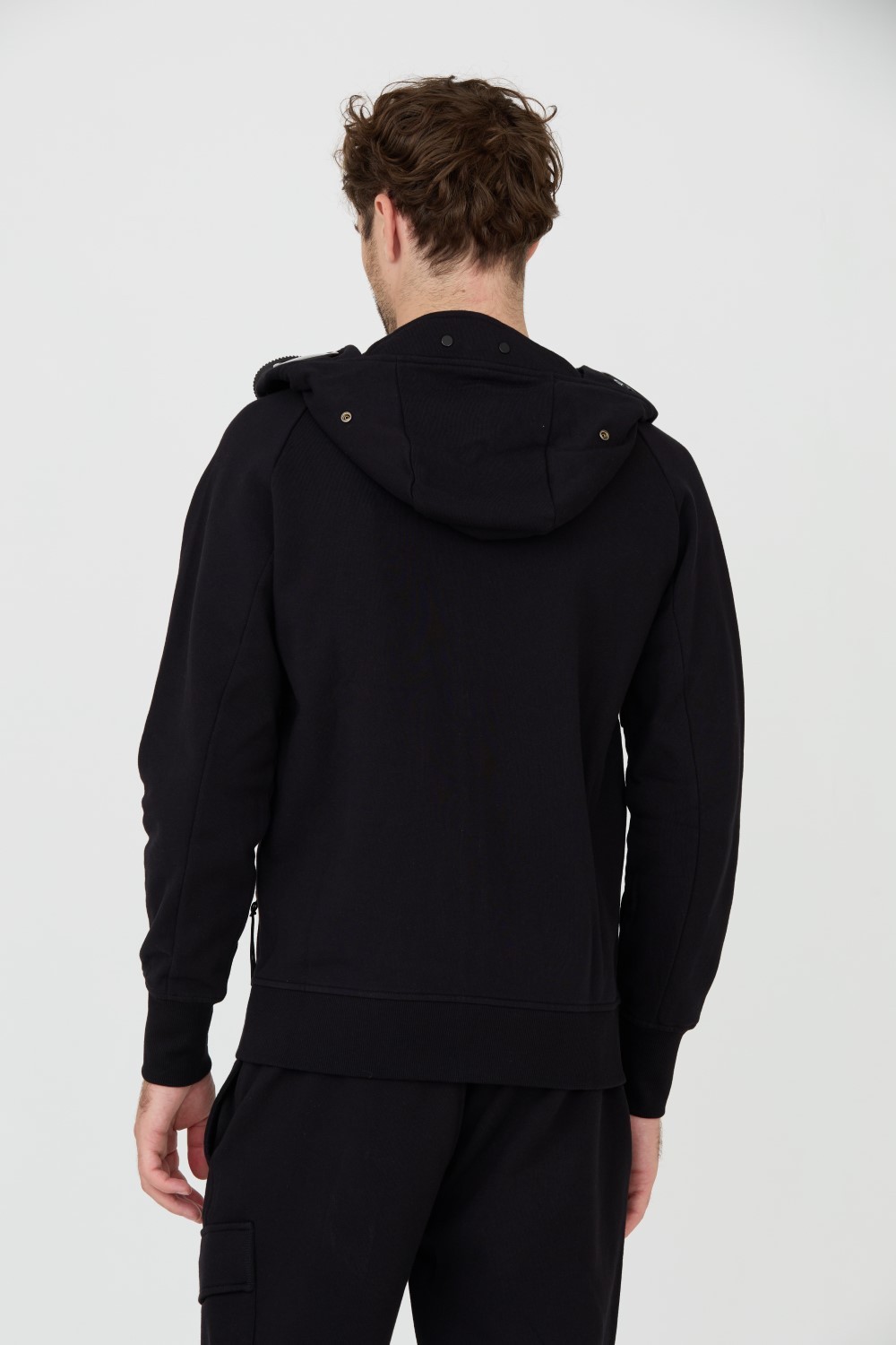 C.P. COMPANY Czarna bluza Hooded Open