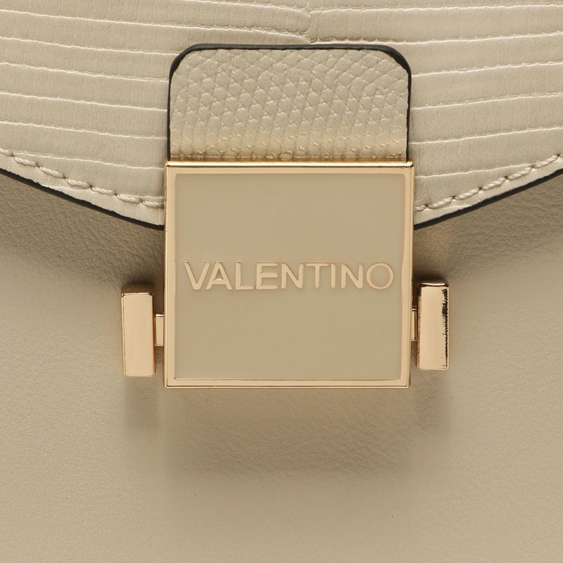 VALENTINO Mały ecru kuferek z logo carrie satchel