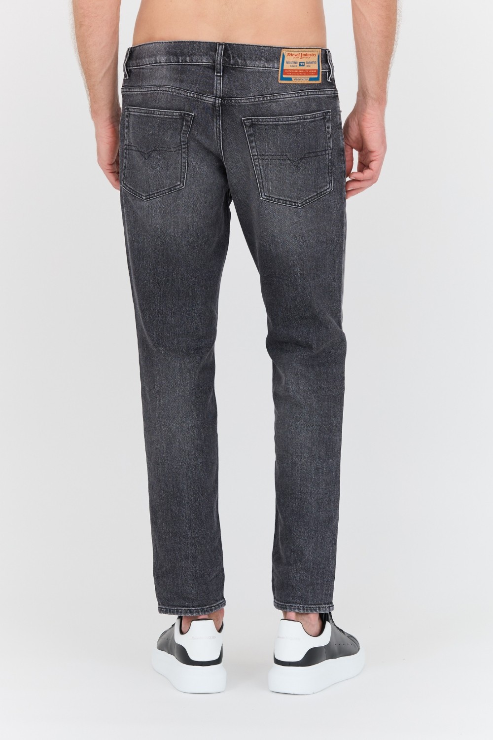 DIESEL Czarne jeansy D-finitive Tapered