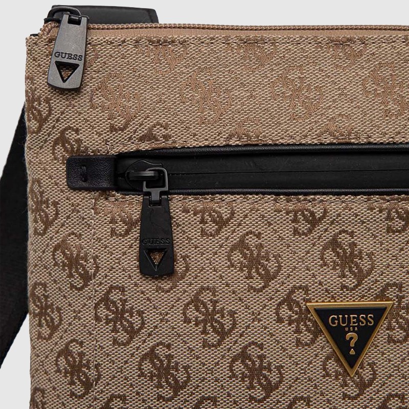 GUESS Brązowa torba męska na ramię w logo z saszetką