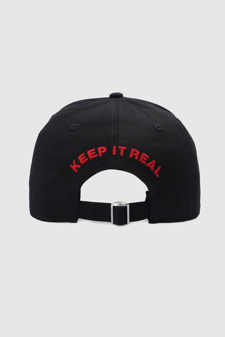 DSQUARED2 Czarna czapka z zieloną naszywką