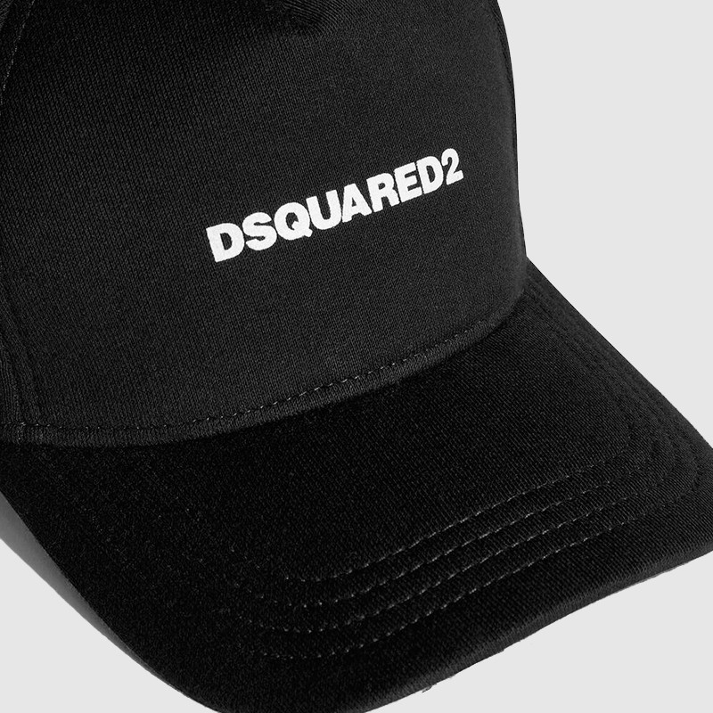 DSQUARED2 Czarna czapka z daszkiem z wprasowanym logo
