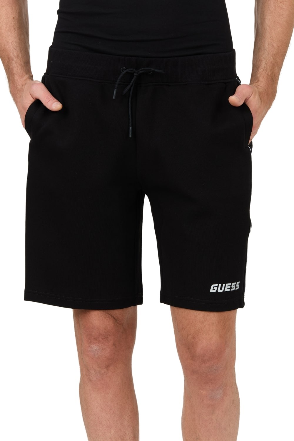 GUESS Czarne spodenki Mickey Short