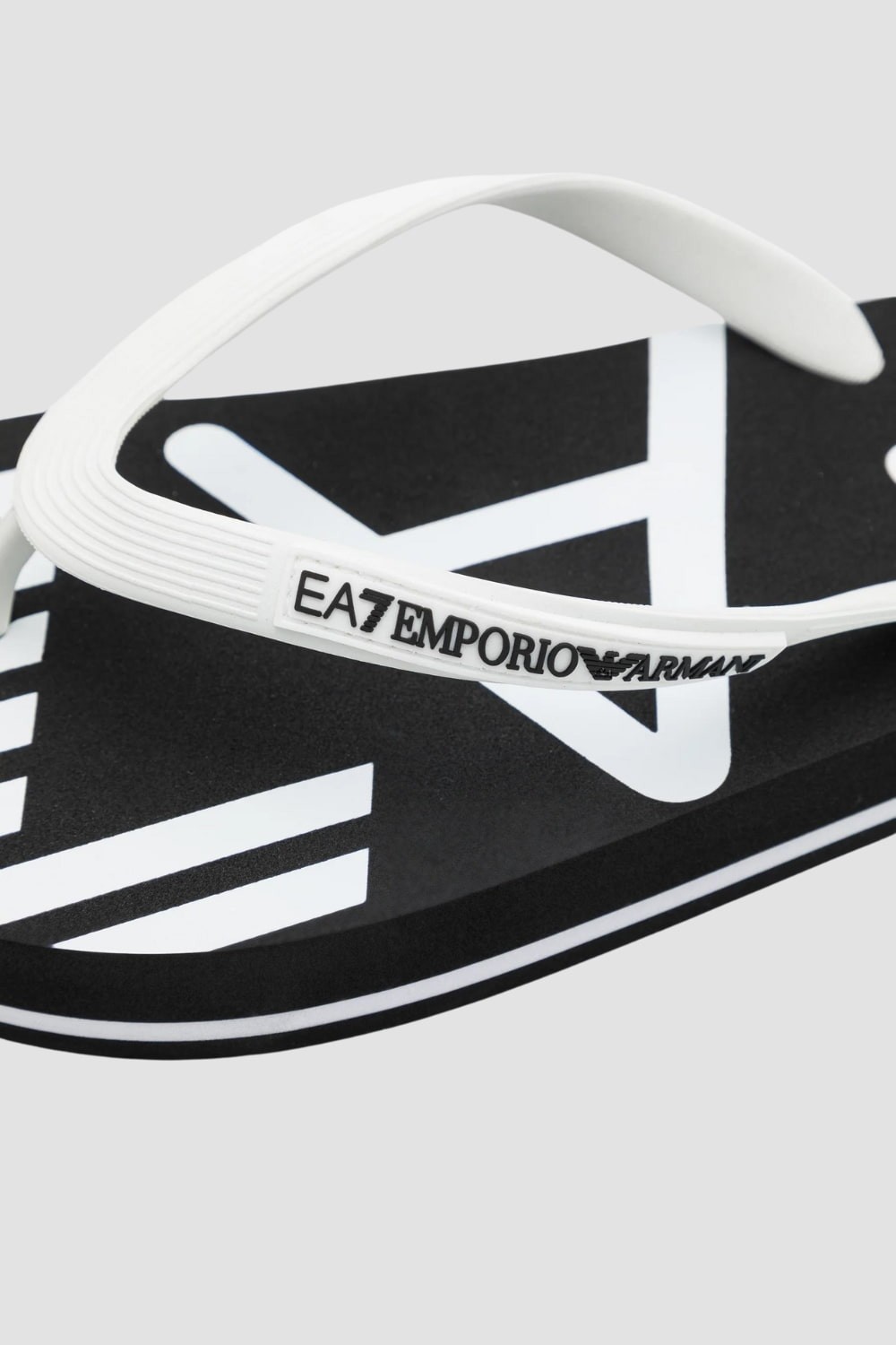 EA7 EMPORIO ARMANI Czarne japonki