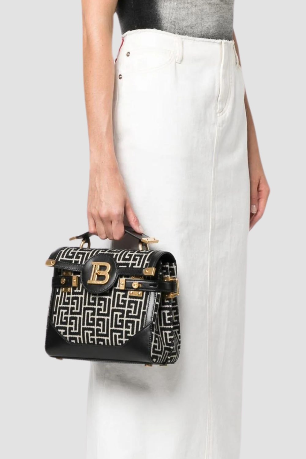 BALMAIN Czarny kuferek damski Classic Handle Bag M